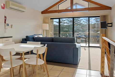 Sea Foam Villas - Melbourne Tourism 2