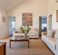 Seaside Apartment - Melbourne Tourism
