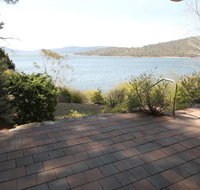 Seeblick 2 on Lake Jindabyne - Melbourne Tourism