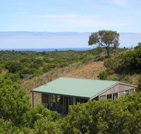 Shearwater Cottages - Melbourne Tourism