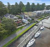 Shearwater Riverview Apartment - Melbourne Tourism