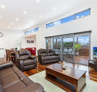 Shore Shanks - Melbourne Tourism