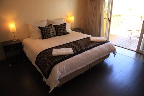 Siesta Villa - Melbourne Tourism 1