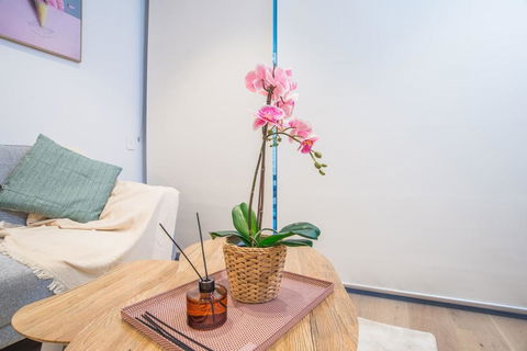 Simple & Cozy APT @Haymarket CBD (balcony Views) - Melbourne Tourism 2
