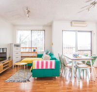 SIMPLE COMFORT 2bed1bath Unit in Meadowbank - Melbourne Tourism
