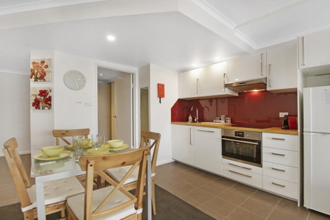 Snowy Studio - Jindabyne - Melbourne Tourism 1