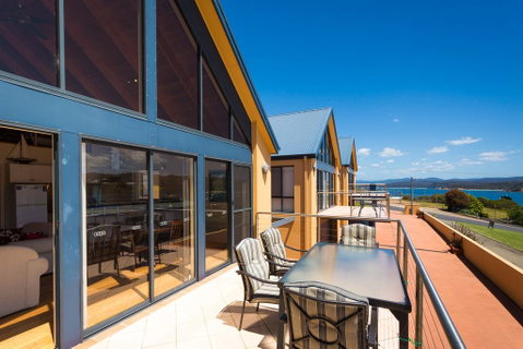 Snug Cove Villas - Melbourne Tourism 2