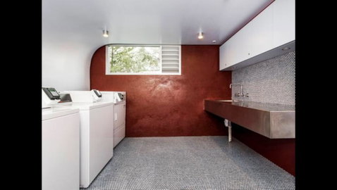 Soho Chic Apartment - Melbourne Tourism 1