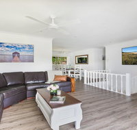 Sounds by the Sea - open plan living metres to beach - Melbourne Tourism