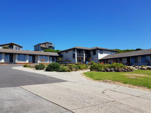 Southern Ocean Motor Inn - Melbourne Tourism 1