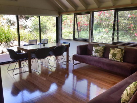 Southern Ocean Villa 9 - Melbourne Tourism 3