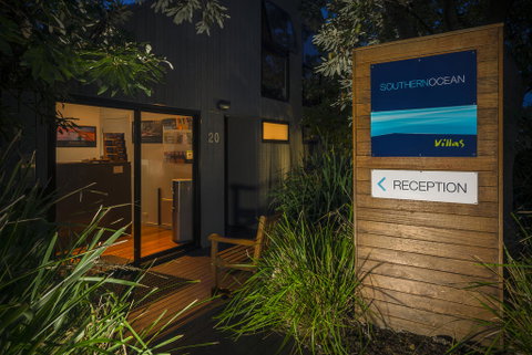 Southern Ocean Villas - Melbourne Tourism 1