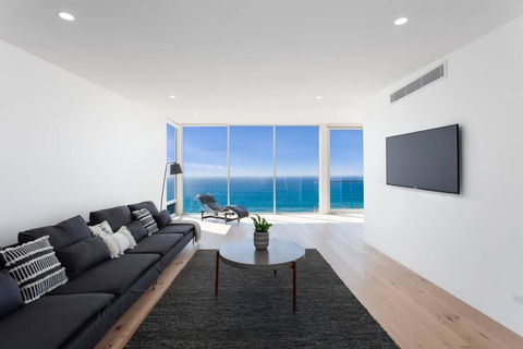 Southpoint -Brand New Home, Oceanfront Views - Melbourne Tourism 0