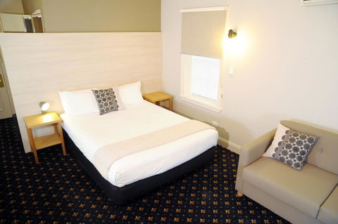 Sovereign Hill Hotel - Melbourne Tourism 1