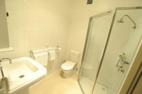 Sovereign Hill Hotel - Melbourne Tourism 3