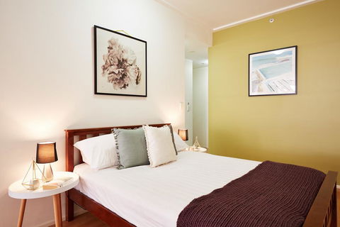 Spacious And Bright Studio In The Middle Of Town - Melbourne Tourism 1
