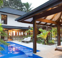 Spice At Oak Award Winning Luxury Absolute Oceanfront House Oak Beach Near Port Douglas - Melbourne Tourism