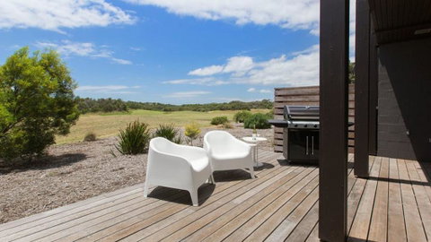 ST ANDREWS BEACH APARTMENT 4.01 - Melbourne Tourism 1