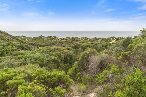 St. Andrews Beach Coastal Escape - Melbourne Tourism 3