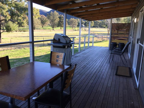 Starline Alpacas Farmstay Resort - Melbourne Tourism 1