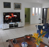 STUNNING MAGNETIC ISLAND HOMEPRIVATE LARGE POOLADULTS ONLY - Melbourne Tourism