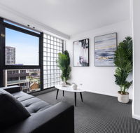 Stylish and Spacious Apt with Double living room - Melbourne Tourism
