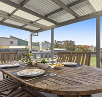 Summer Breeze - clean and simple 200m to beach - Melbourne Tourism