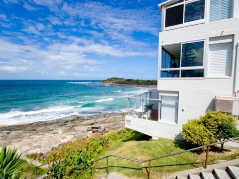 Suncrest 3 - Melbourne Tourism 1