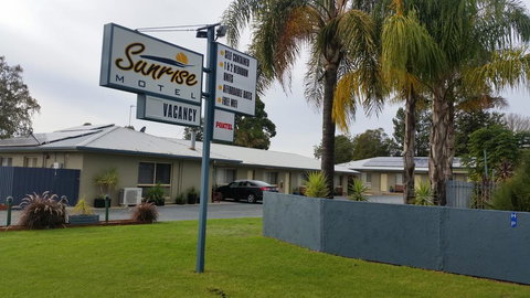 Sunrise Motel - Melbourne Tourism 0