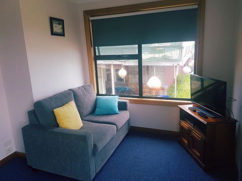 Sunset Holiday Villas - Melbourne Tourism 1