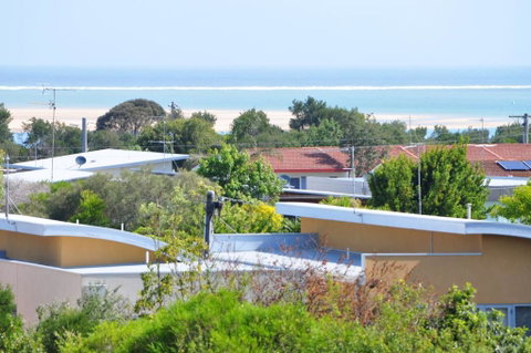 SUNSET WATERS - INLET SIDE - Melbourne Tourism 1