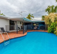 Sunyata Beach House - Rainbow Beach Beachside escape with a pool pet friendly and Wi-Fi - Melbourne Tourism