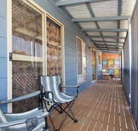 Surf and Sunsets Beach Holiday Home Mandurah - Melbourne Tourism