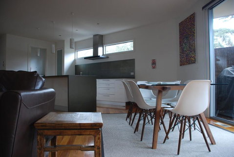 SURF Side SECRET INVERLOCH - Melbourne Tourism 2