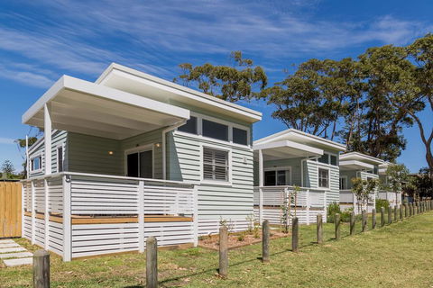 Surfside Cudmirrah Beach - Melbourne Tourism 1