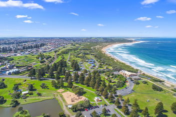 Surfside Holiday Park Warrnambool with Melbourne Tourism