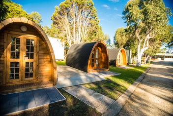 Swan Reach Holiday Park with Melbourne Tourism