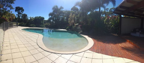 TAKURA HEIGHTS Modern Country Apartment With Pool Access - Melbourne Tourism 1