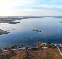 Tall Pines Beach House at Mount Dutton Bay part of Coffin Bay waterways - Melbourne Tourism