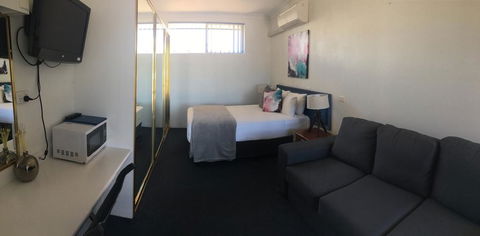 Tall Timbers Motel - Melbourne Tourism 1