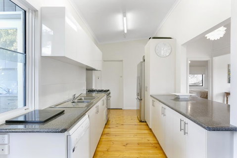 Tallarook Beach House - Very Close To Beach - Melbourne Tourism 3