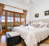 Taradale House Estate - Melbourne Tourism