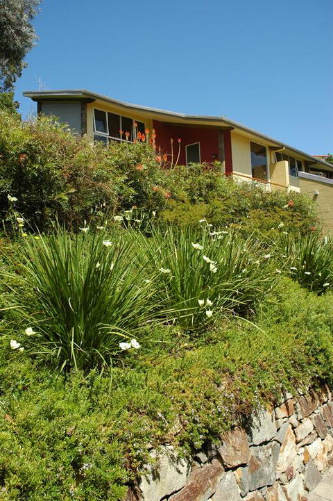 Tathra Beach House Holiday Apartments - Melbourne Tourism 3