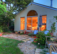 The Avenue at Montville Luxury Cottage - Melbourne Tourism