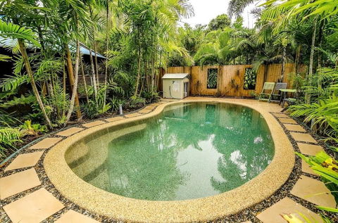 The Beach Shack - Koda Beach Bungalow 1 - Melbourne Tourism 1