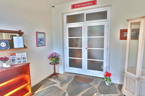 Stamps Of Stanley - Melbourne Tourism 0