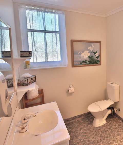 Stamps Of Stanley - Melbourne Tourism 22