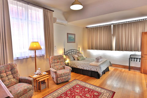 Stamps Of Stanley - Melbourne Tourism 15