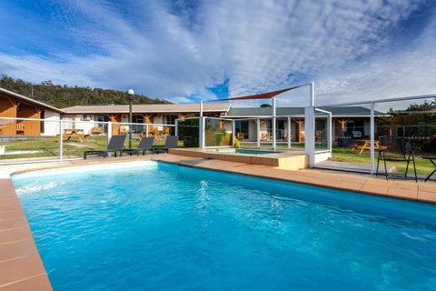 Beachfront Bicheno - Melbourne Tourism 33