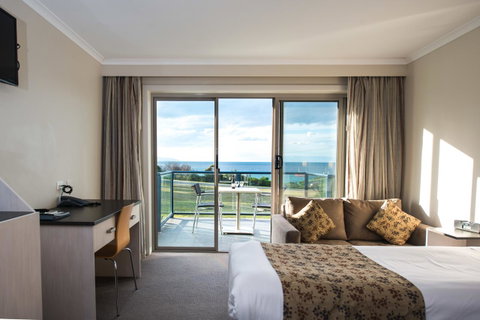 Beachfront Bicheno - Melbourne Tourism 15